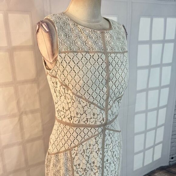 Maggy London cream ivory lace patchwork sheath dress size 12 - Picture 2 of 8
